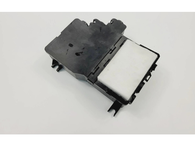 Блок предохранителей 3D0937576 Volkswagen Phaeton