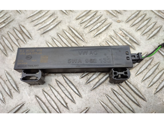 Řídící jednotka 05L907309C, 0281035649 Skoda Octavia Mk4 2020