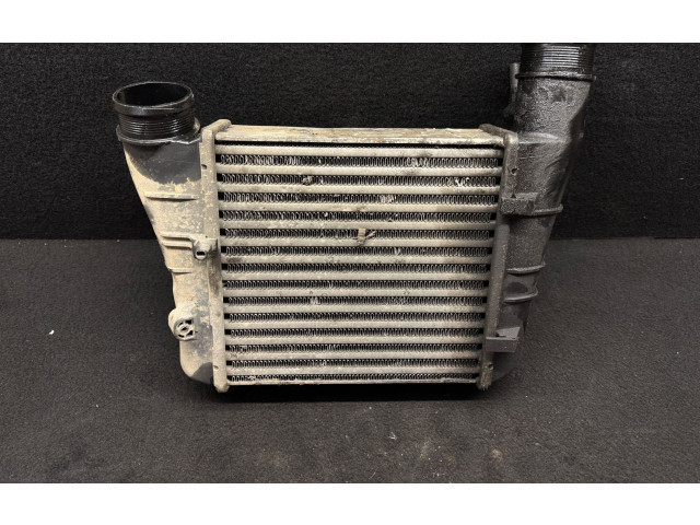 Интеркулер  8E0145805AA, 038906051C   Audi A6 S6 C5 4B 