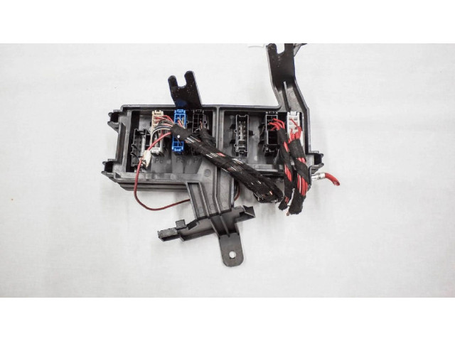 Блок предохранителей A1645402372 Mercedes-Benz R W251