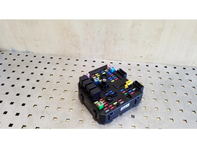 Pojistková skříňka 95381483 Chevrolet Captiva 2013