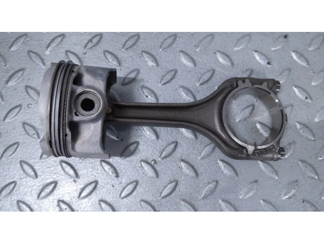 Píst 04E198401AE, 05E107065C Volkswagen T-Roc pro benzínový motor 1.5 DPCA