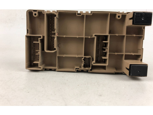 Pojistková skříňka 6111196 Subaru Outback 2008