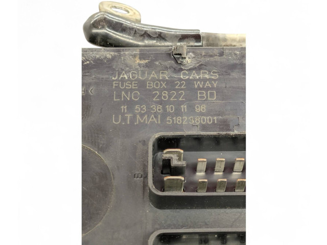 Блок предохранителей LNC2822BD Jaguar XJ X308