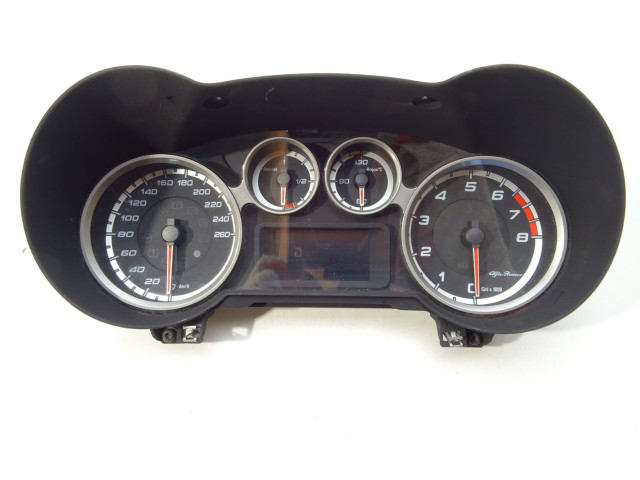 Přístrojová deska  Alfa Romeo Mito 2008   