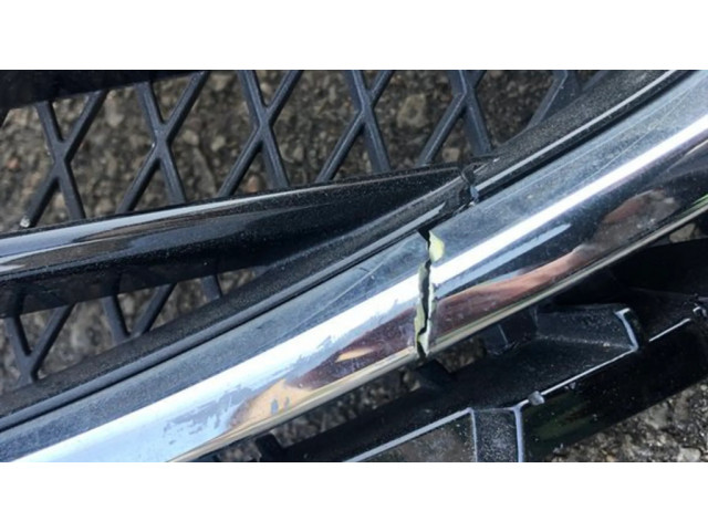 Верхняя решётка Buick Encore II 2019- года 42582101      