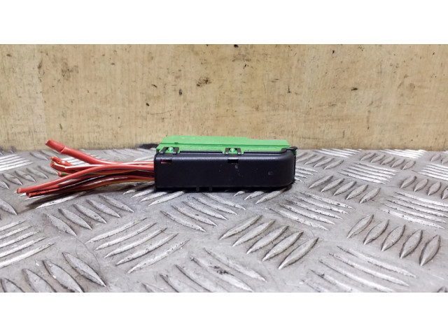 Блок предохранителей 8K0941824G Audi A6 C7