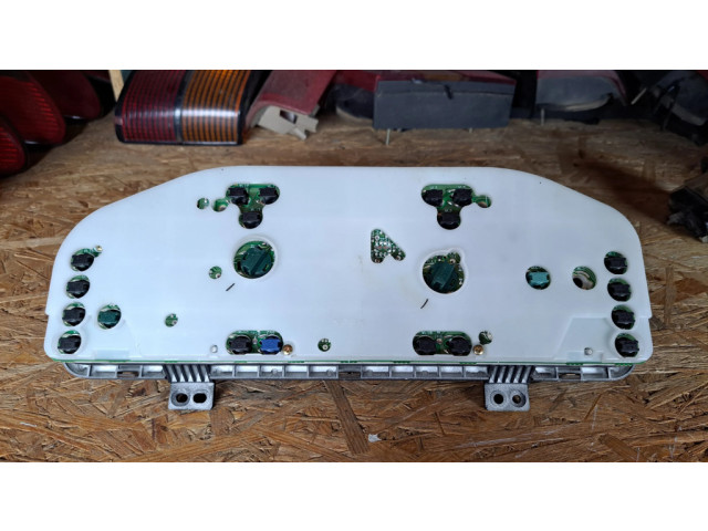 Панель приборов GE4VD, FBGE4VD Mazda 626