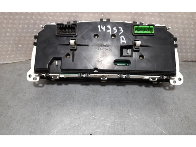 Панель приборов 3411076JF0   Suzuki Jimny       