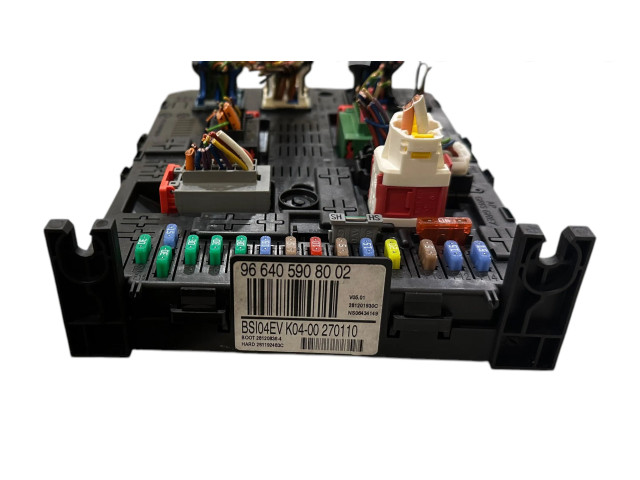   Pojistková skříňka 9664059080, 281201930C   Peugeot 3008  2010