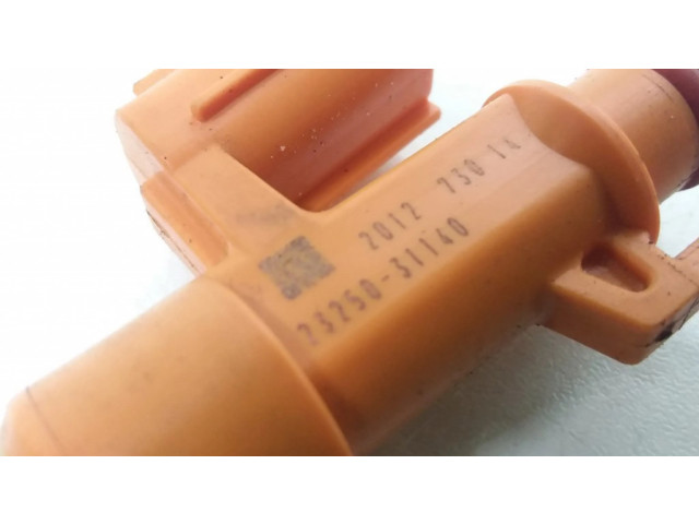 Vstřikovač 2325031140   Lexus RX 450H  pro benzínový / Электричество motor 3.5  