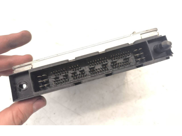 Блок управления двигателя 0281001776, 28SA4018   Volvo S70  V70  V70 XC