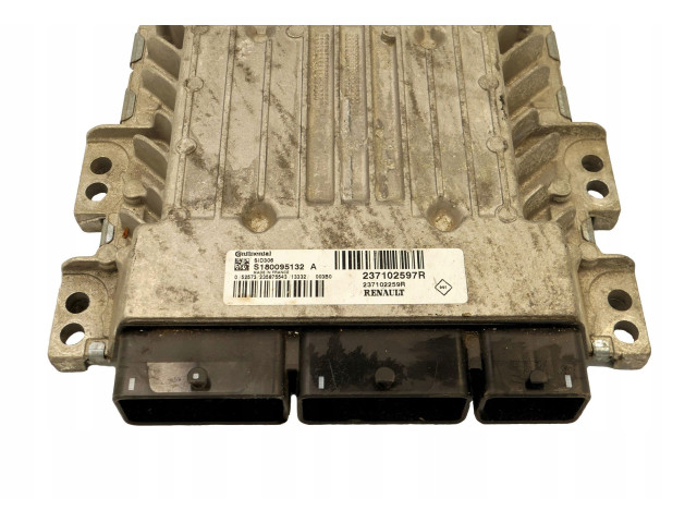 Блок управления двигателя 237102597R, S180095132A Dacia Lodgy