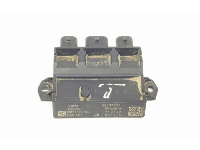 Блок управления 32137251, 32137251 Volvo XC40