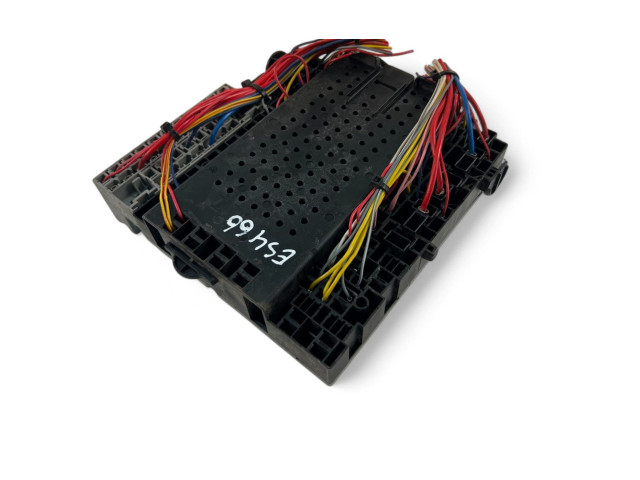 Блок предохранителей 8622520 Volvo S60