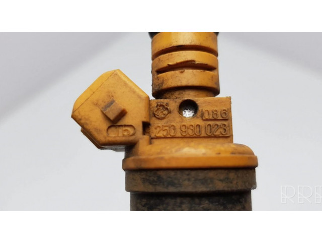 Vstřikovač 0250930023, 3531002500 Hyundai Atos Prime pro benzínový motor 1.0