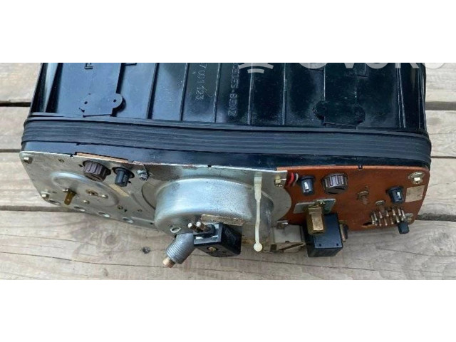 Панель приборов 87001123   Mercedes-Benz W123       