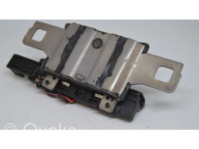 замок багажника 80A827507    Audi Q7 4M 2015- года