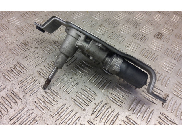 Моторчик заднего дворника FK72-17404-AC    Land Rover Discovery 5