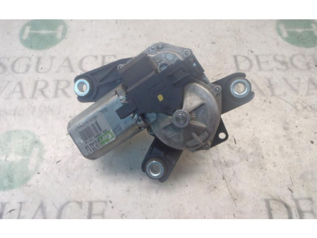 Моторчик заднего дворника Opel Combo C