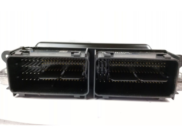 Блок управления двигателя 32203481   Volvo XC60