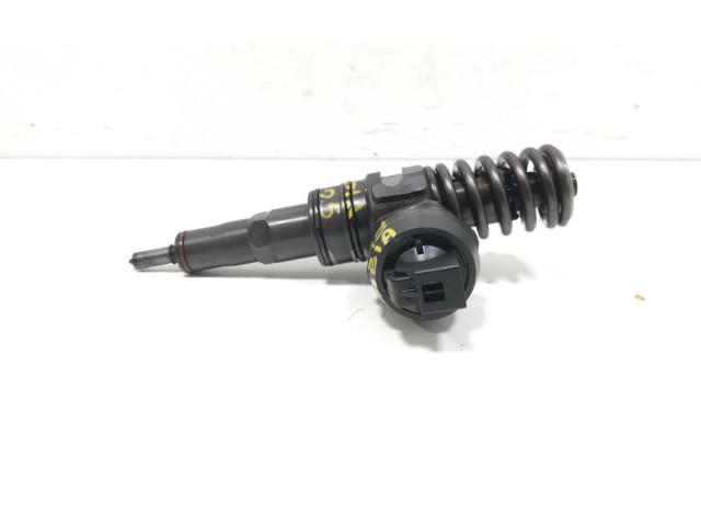 Форсунка 038130073AG Skoda Fabia Mk2 (5J)