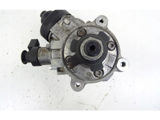 Топливный насос    04L130755D   Seat Leon (5F)