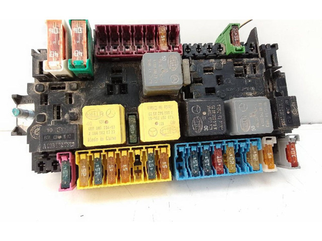 Блок предохранителей A2469067100   Mercedes-Benz A W176    