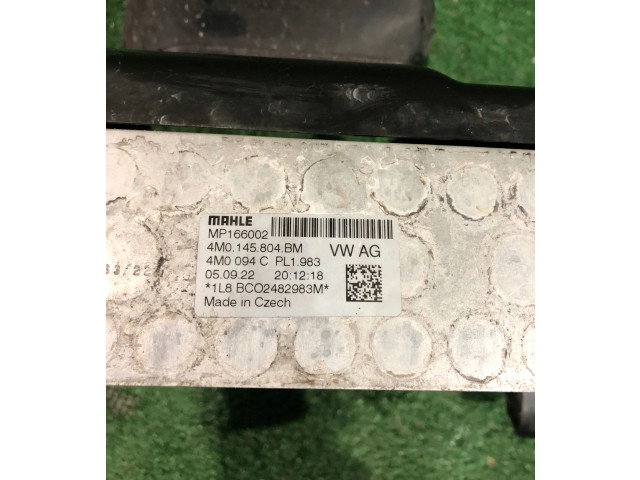 Интеркулер  4m0145804bm   Audi Q8 