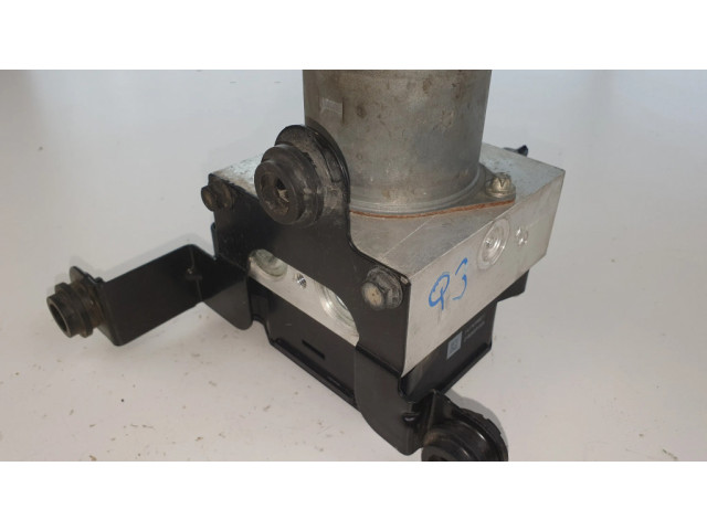 Блок АБС 5N0614109AE Audi Q3 8U 2011-2016 года