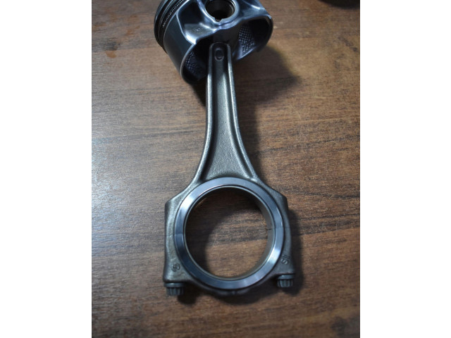 Поршень Porsche Cayenne (9Y0 9Y3)