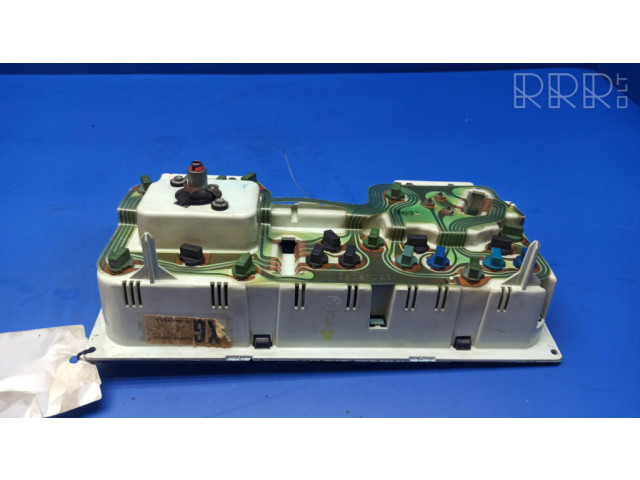 Přístrojová deska Oldsmobile Omega 1980 25018272, 25018062