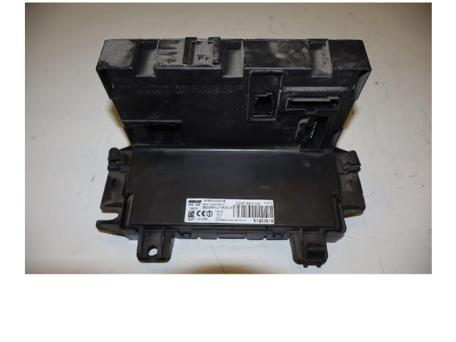 Поршень Блок предохранителей 169A4000 51900918 Fiat Panda III