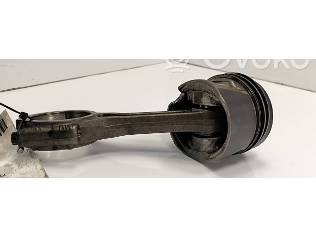  Поршень с шатуном CGLC 038JDE  Audi A6 C7  