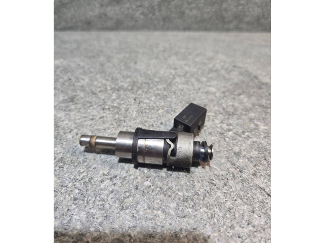 Форсунка 06D133036D    Volkswagen PASSAT B6  BWA 