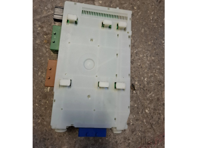 Pojistková skříňka 30765624, 7G9T14C256FA Volvo XC70 2010