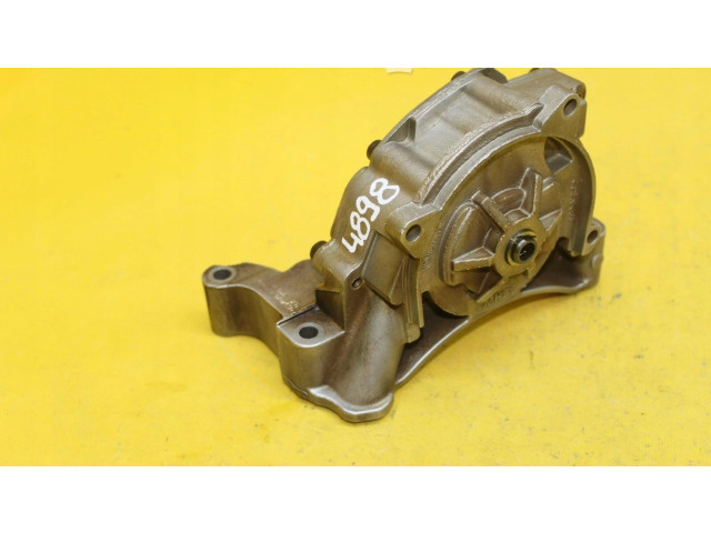 Масляный насос Audi A3 S3 8P