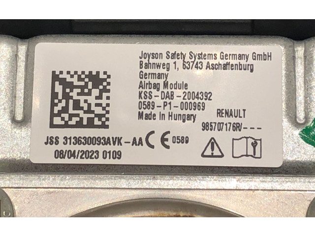 Подушка безопасности водителя 985707176R Dacia Duster II