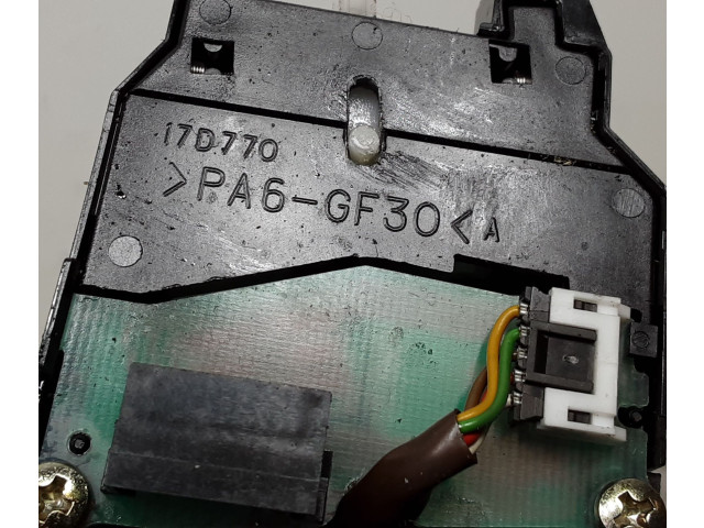 Подушка безопасности в сиденье 17D770 Volvo S40