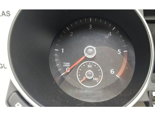 Панель приборов 5K0920870E Volkswagen Golf VI