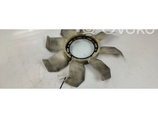 Вентилятор радиатора         Mitsubishi Pajero 