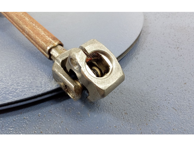 Ось рулевого колеса