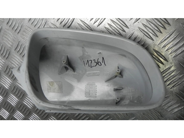 Пластиковая отделка зеркала