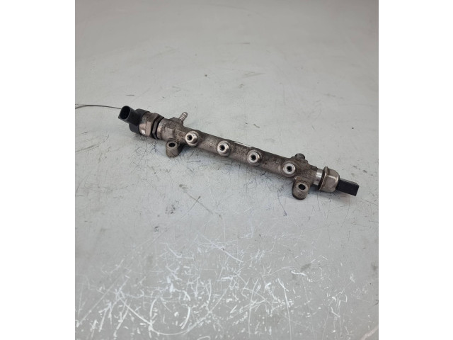 Топливная рампа 057130764ab, 04l089b Skoda Octavia Mk3 (5E)