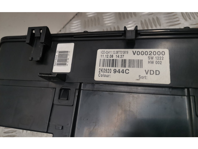 Přístrojová deska  Volkswagen Caddy 2004 2K0920840E  