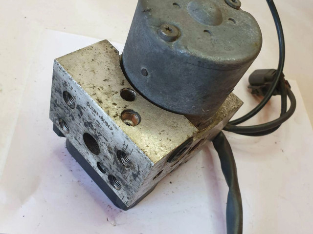 Jednotka ABS 476001W300 Nissan Pathfinder R50 1998