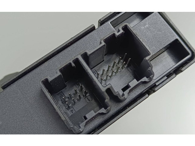 Блок управления 068413485AA, F00HJ02084 Jeep Compass