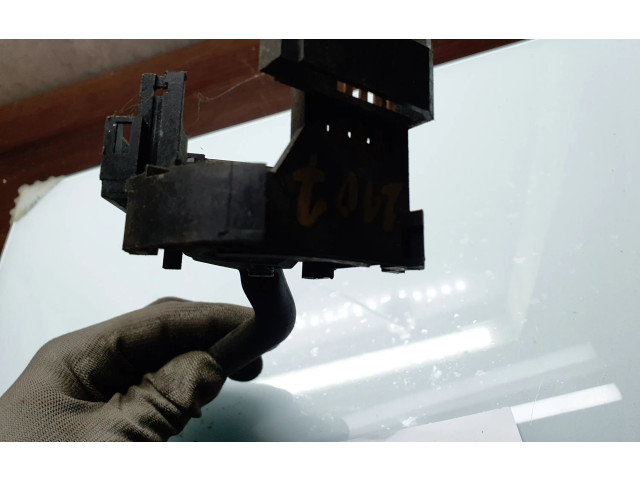 Ручка стеклоочистителей 1H5953503F   Volkswagen PASSAT B4