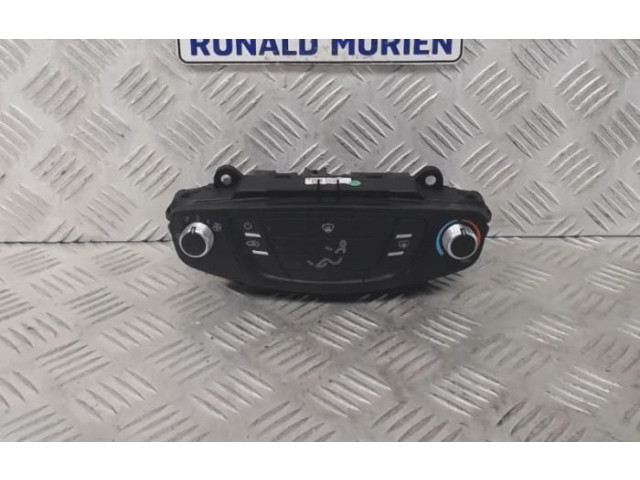 Блок управления кондиционера воздуха / климата/ печки (в салоне) AV1T18549AH Ford Transit Courier