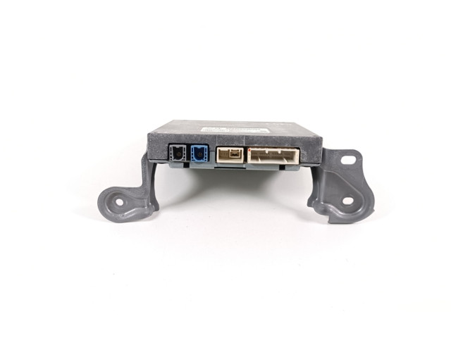 Блок управления 8674153044 Lexus IS III XE30